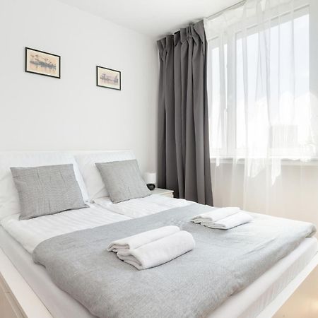 Doki Business Apartment Center Gdansk By Yoca Buitenkant foto